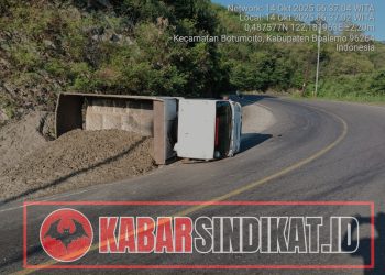 Kecelakaan Di ruas jalan trans Sulawesi Botumoito ; “Dumptruk Izusu ini milik anggota Polres Pohuwato”