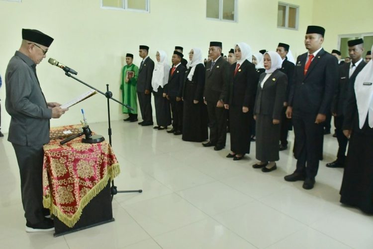 Lantik 41 Pejabat, Bupati Saipul Mbuinga Tekankan Profesionalitas Dan Pelayanan Maksimal