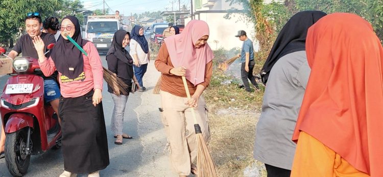 Jum’at Bersih: BUNTULIA BASAPU” Bebas Sampah & Puputo”